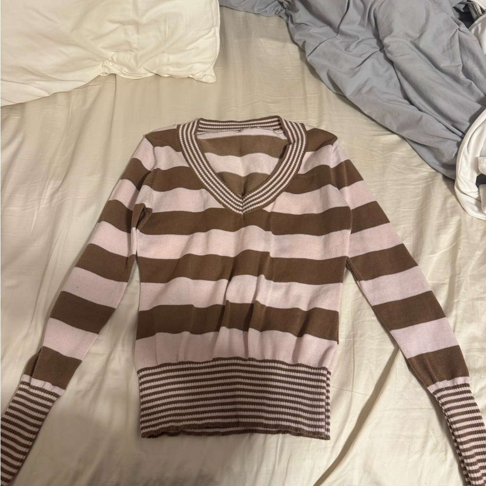 Striped V-Neck Sweater - Brown and light pink